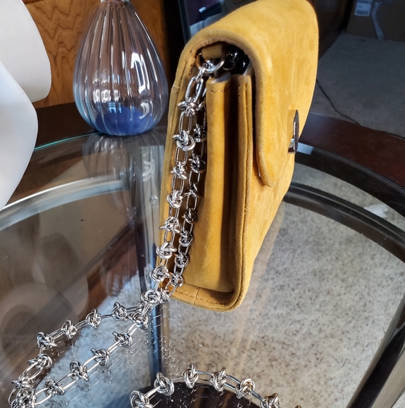 Little Liffner Chain Tiny Box - Picture 7 of 13